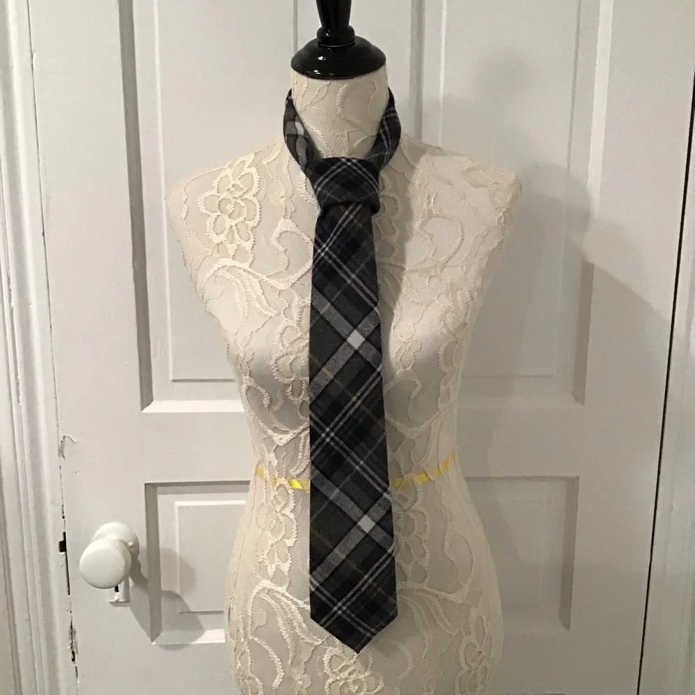 Tommy Hilfiger Gray Plaid Wool‎ Tie